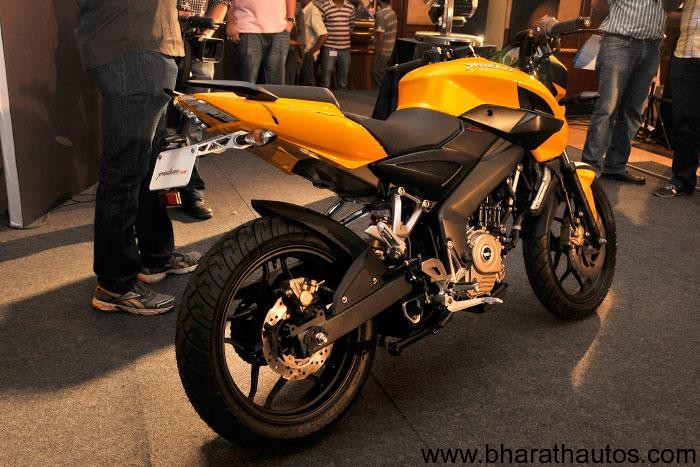 Bajaj Pulsar 220 New Model 2012 Images