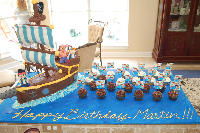 Jake And The Neverland Pirates Cake Kit