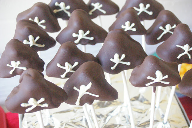 Jake And The Neverland Pirates Cake Pops