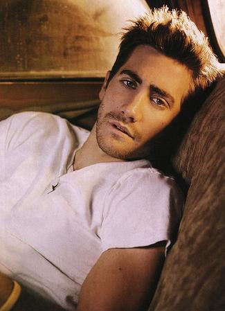 Jake Gyllenhaal Hot