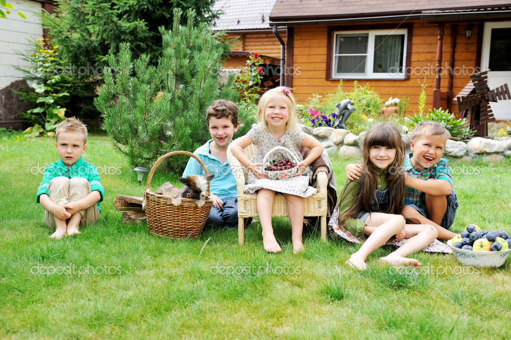 Photos Of Children Playing In The Park