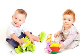 Pictures Of Children Playing Together