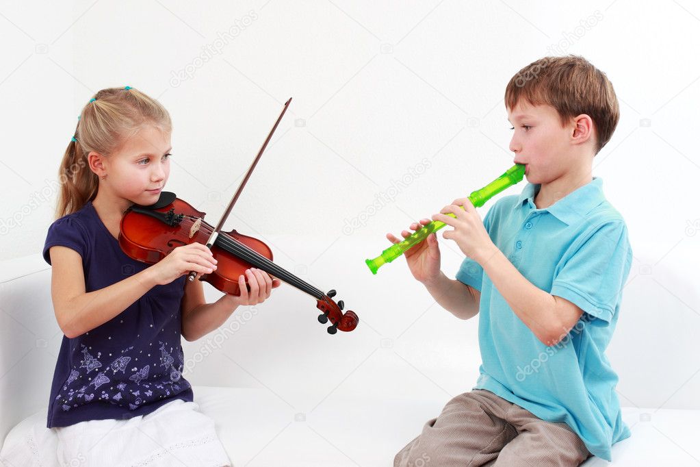 Pictures Of Children Playing Together