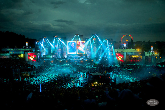 Tomorrowland 2012 Stage Setup