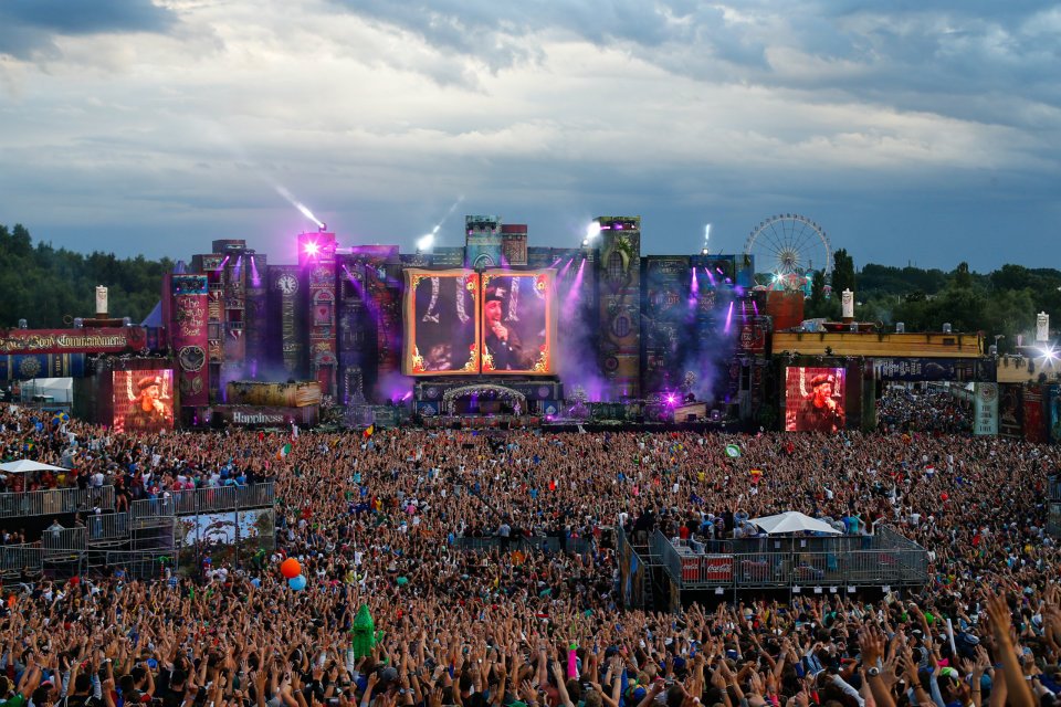 Tomorrowland 2012 Stage Setup