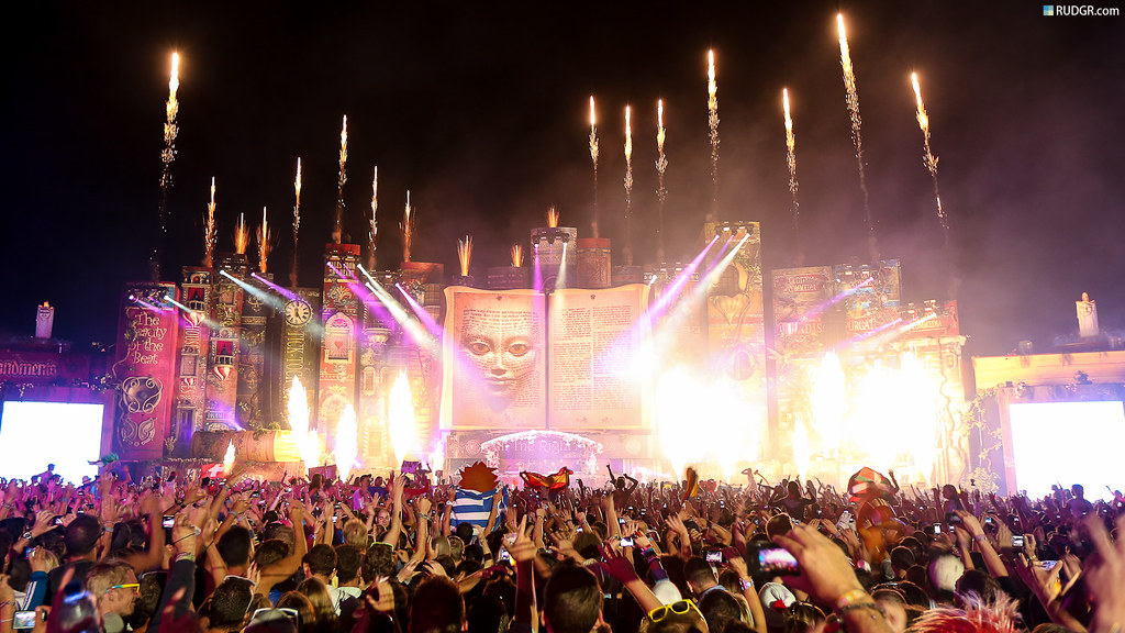 Tomorrowland 2013 Wallpaper